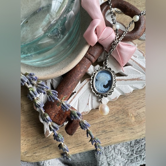 Sold on another platform - Picture 3 of 6